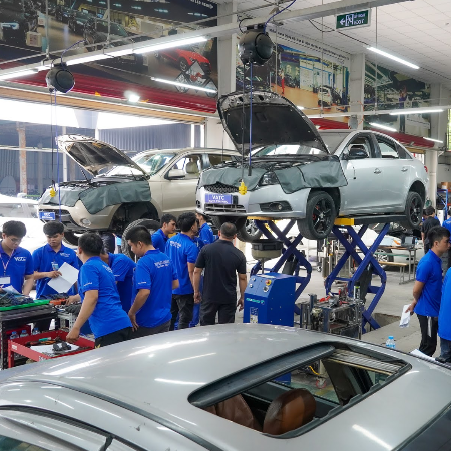 Sinh viên thiếu kỹ năng thực tế
